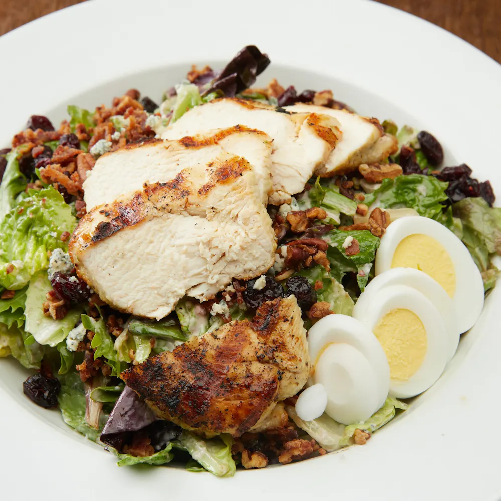 Applewood chicken salad with eggs
