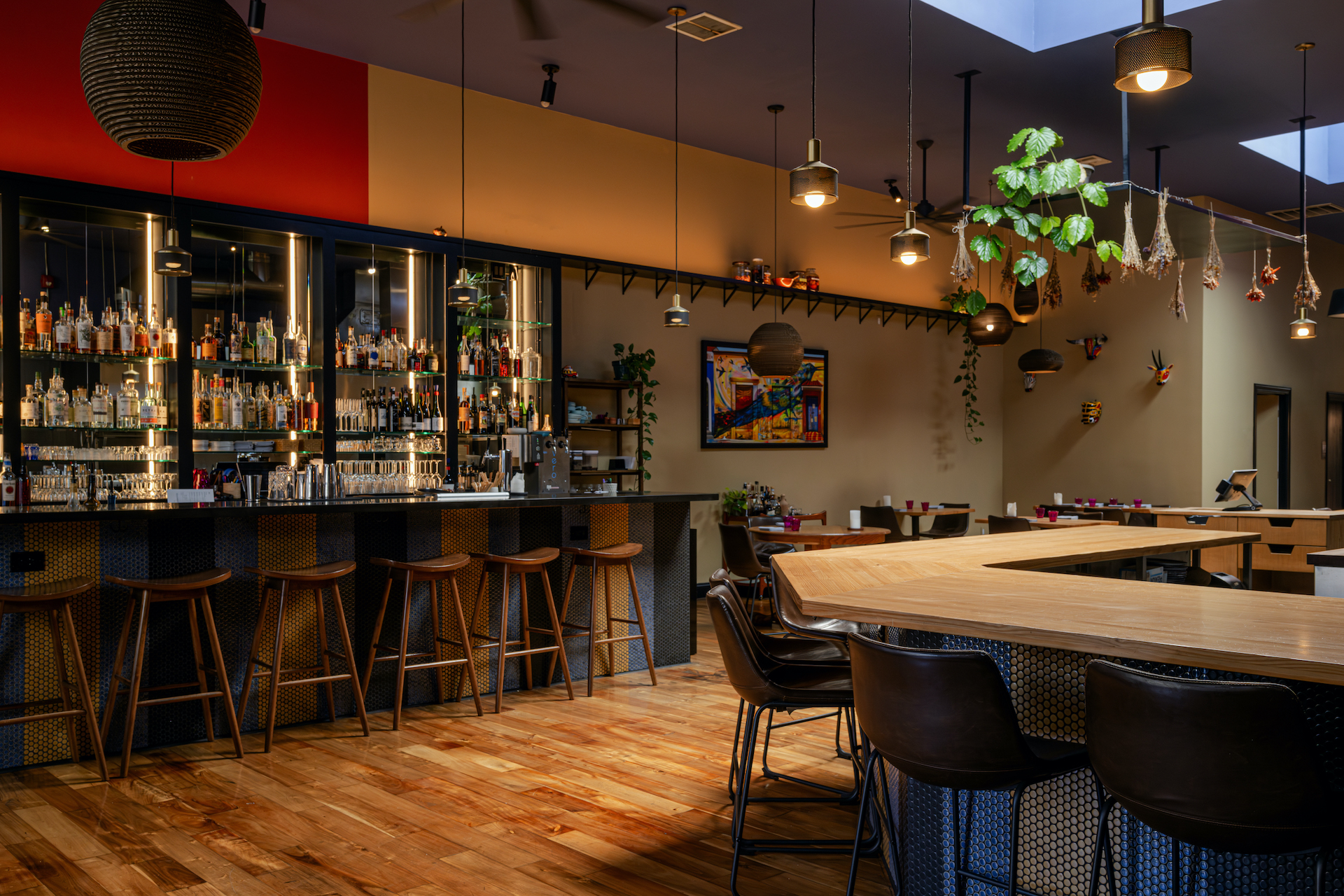a room filled with furniture and a table in a restaurant