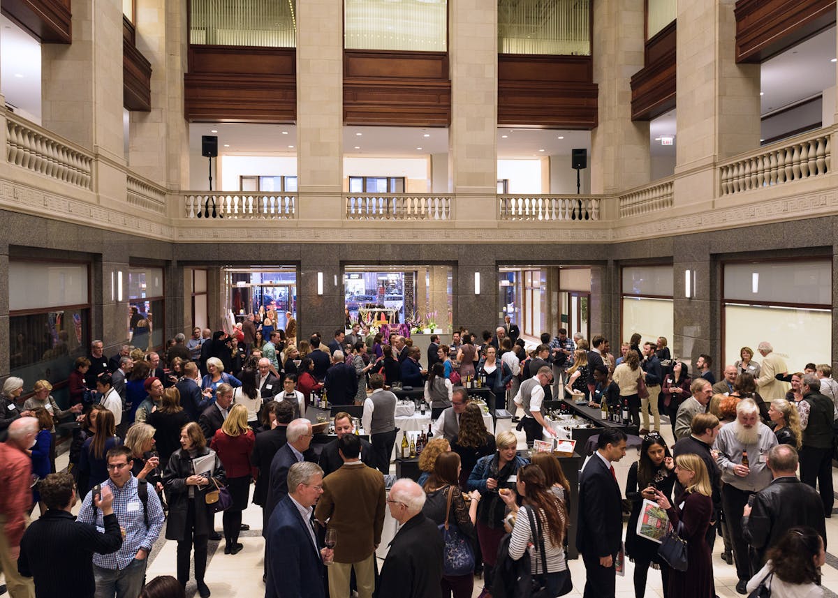 Large Historical Chicago Venue for Corporate Networking Events