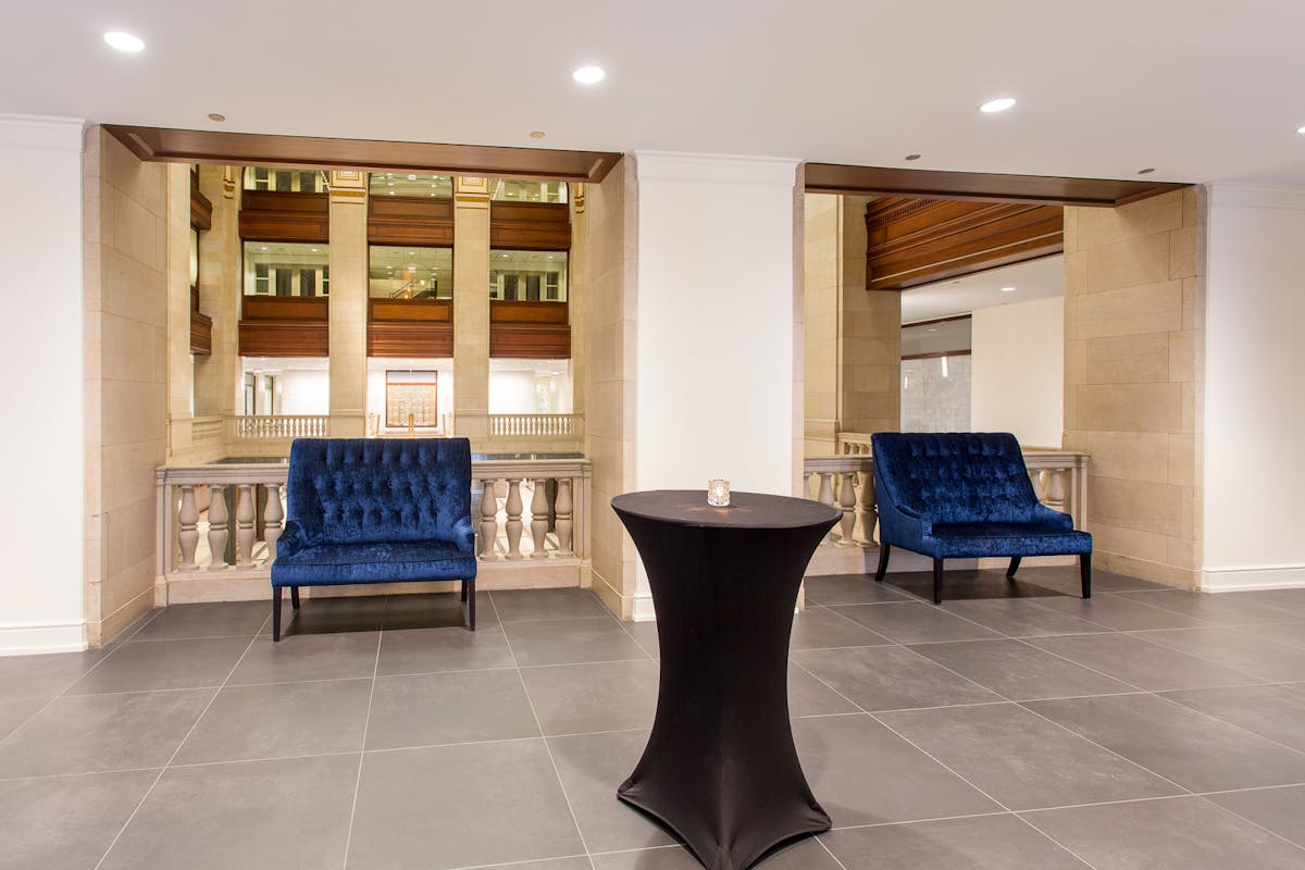 Large Historical Chicago Venue for Corporate Networking Events