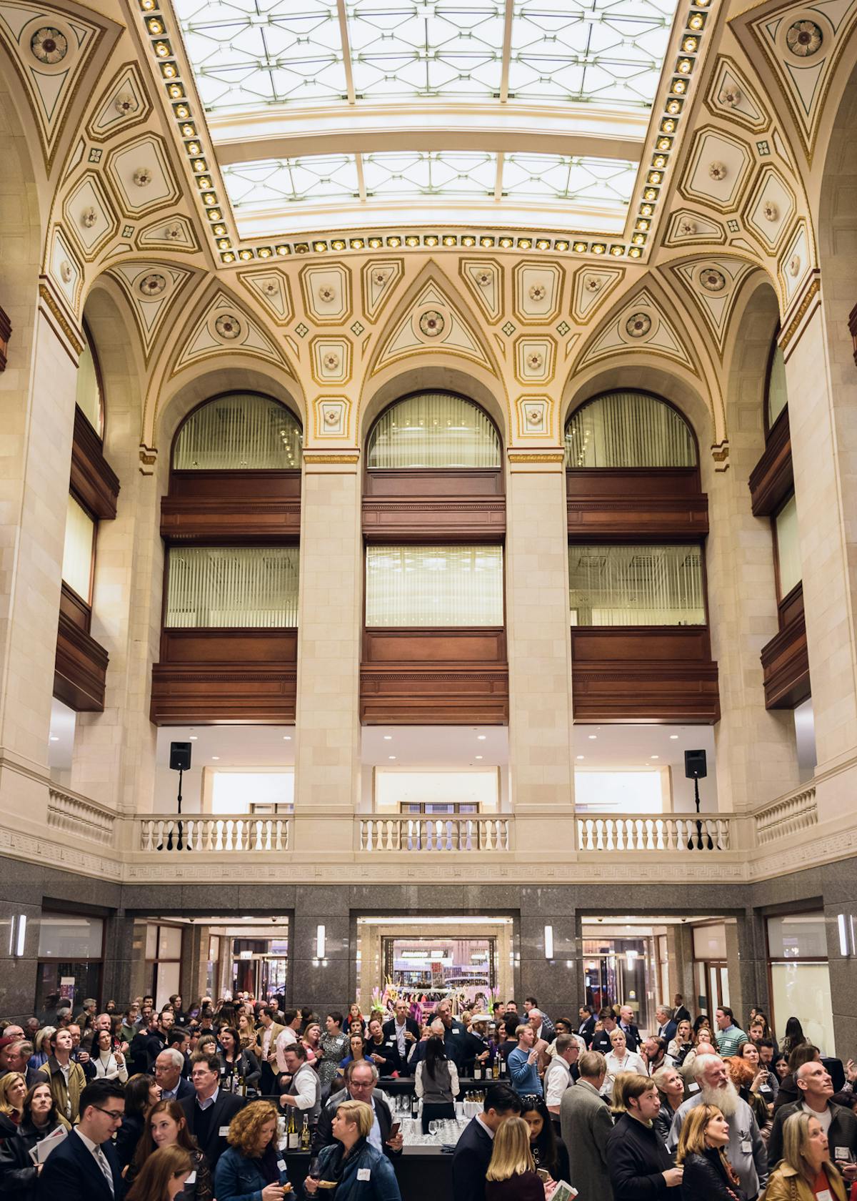 Large Historical Chicago Venue for Corporate Networking Events