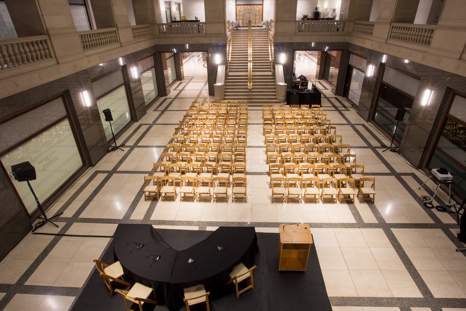 Large Historical Chicago Event Venue for Conferences Meetings and Speakers