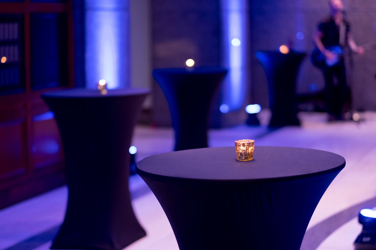 Large Historical Chicago Event Venue for Corporate Conferences, Meetings and Speakers