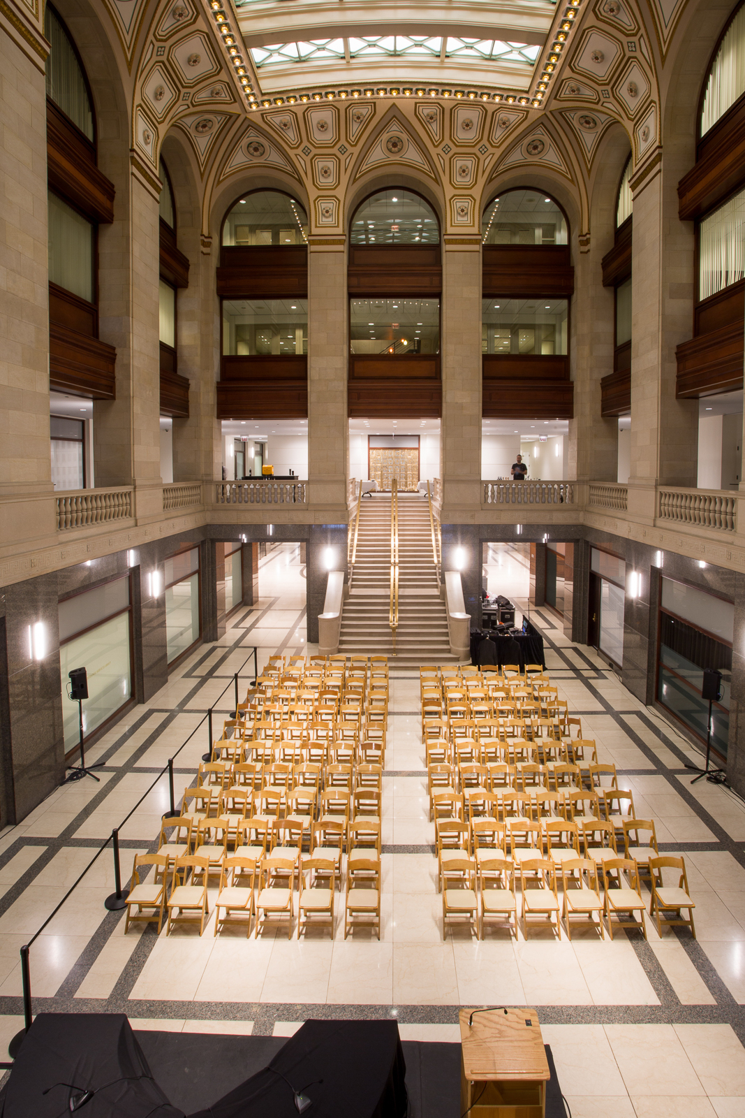 Large Historical Chicago Event Venue for Conferences Meetings and Speakers