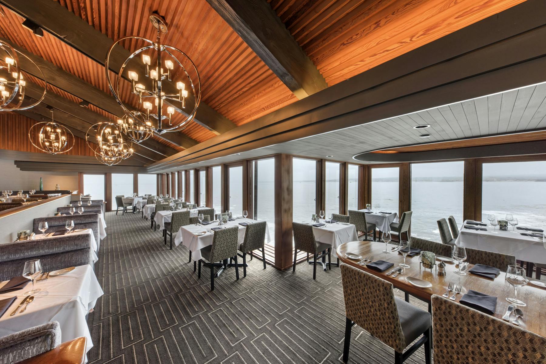 Chart House Seafood Restaurant With The Perfect View