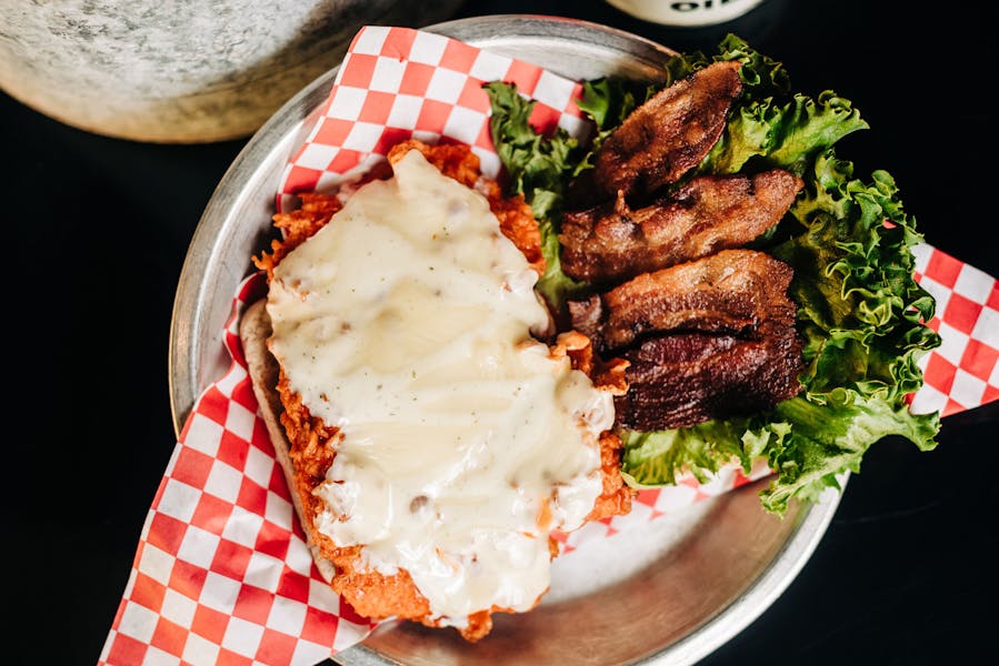 Menus Earls Grille in Crump, TN