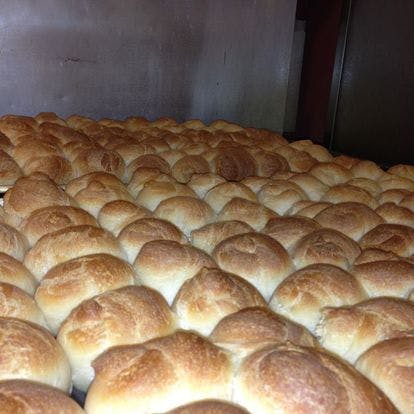 Homemade Garlic Knots (12)