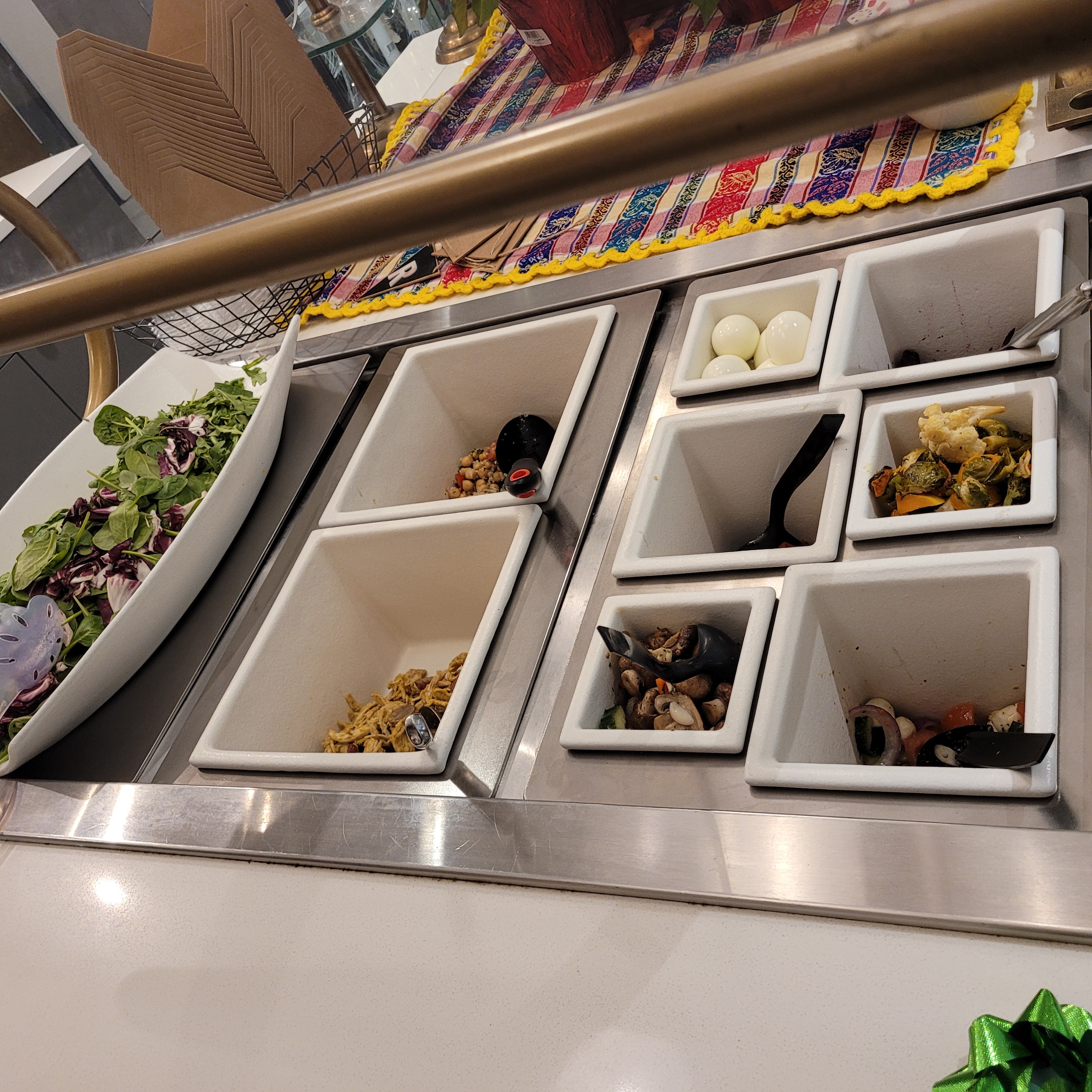 SALAD BAR