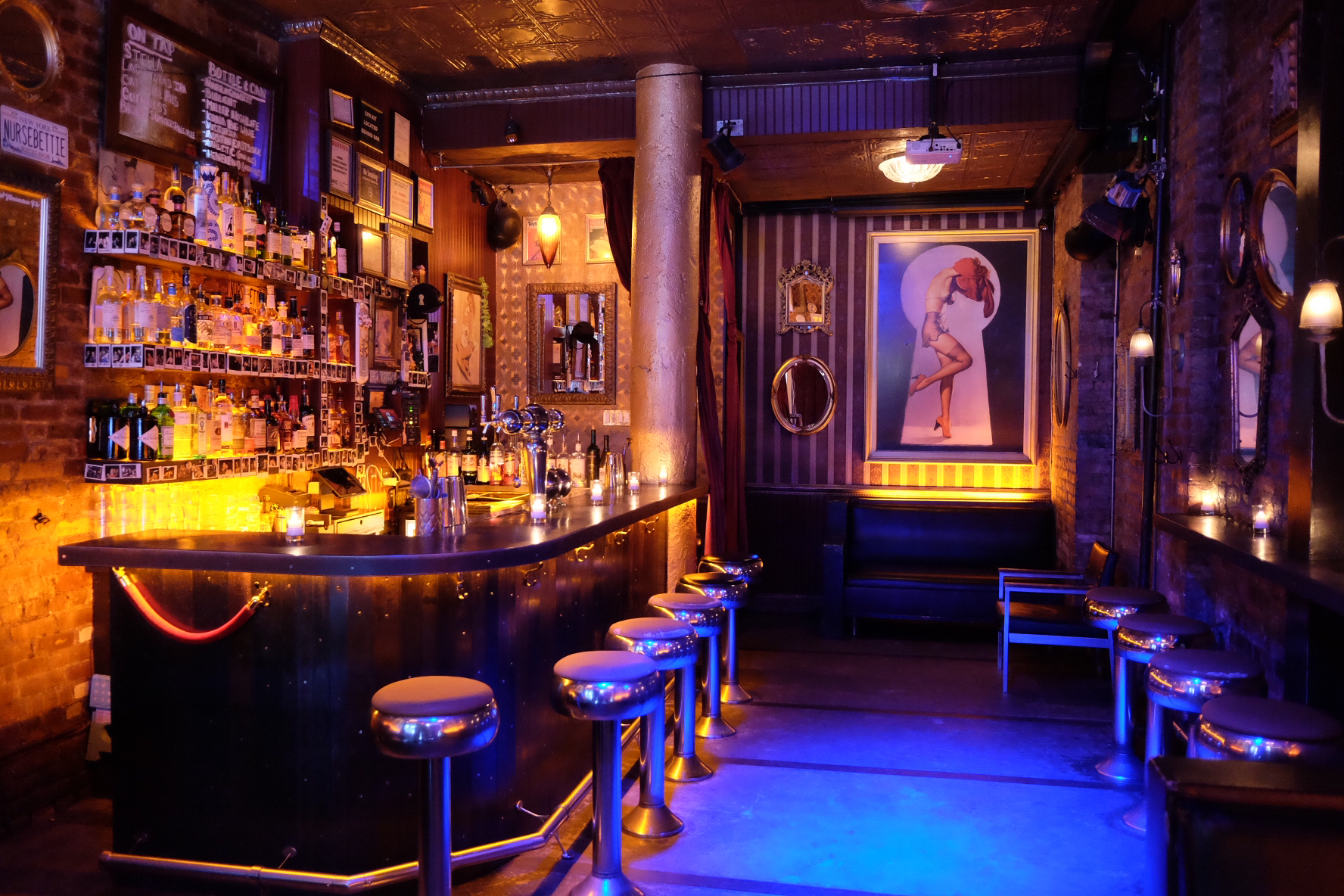 Bar photo 2
