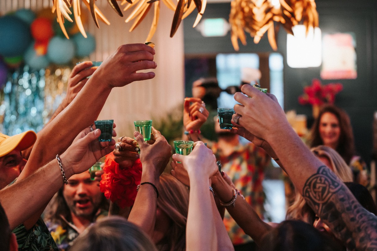 friends cheersing