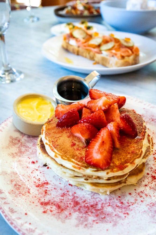 strawberry ricotta pancakes
