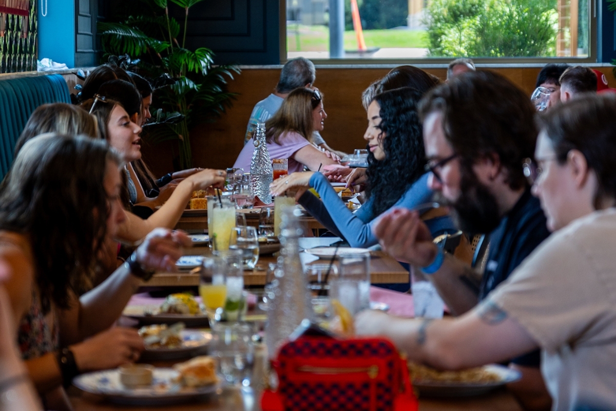 group of friends eating brunch