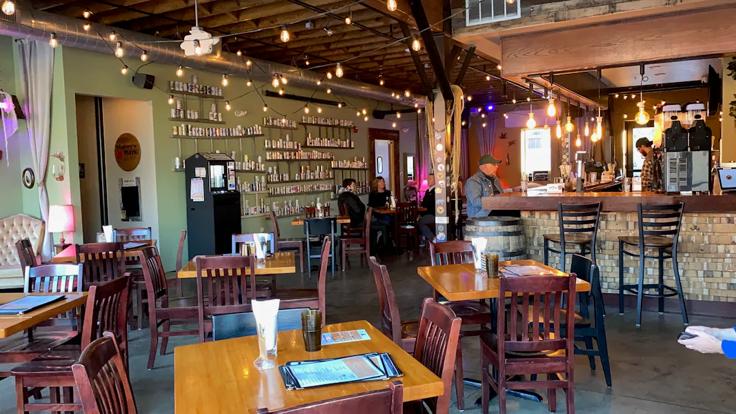 Wauwatosa Hours + Location Crafty Cow Burger & Fried Chicken