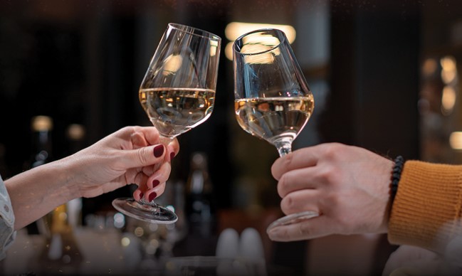 Willie G's White Wine Glass