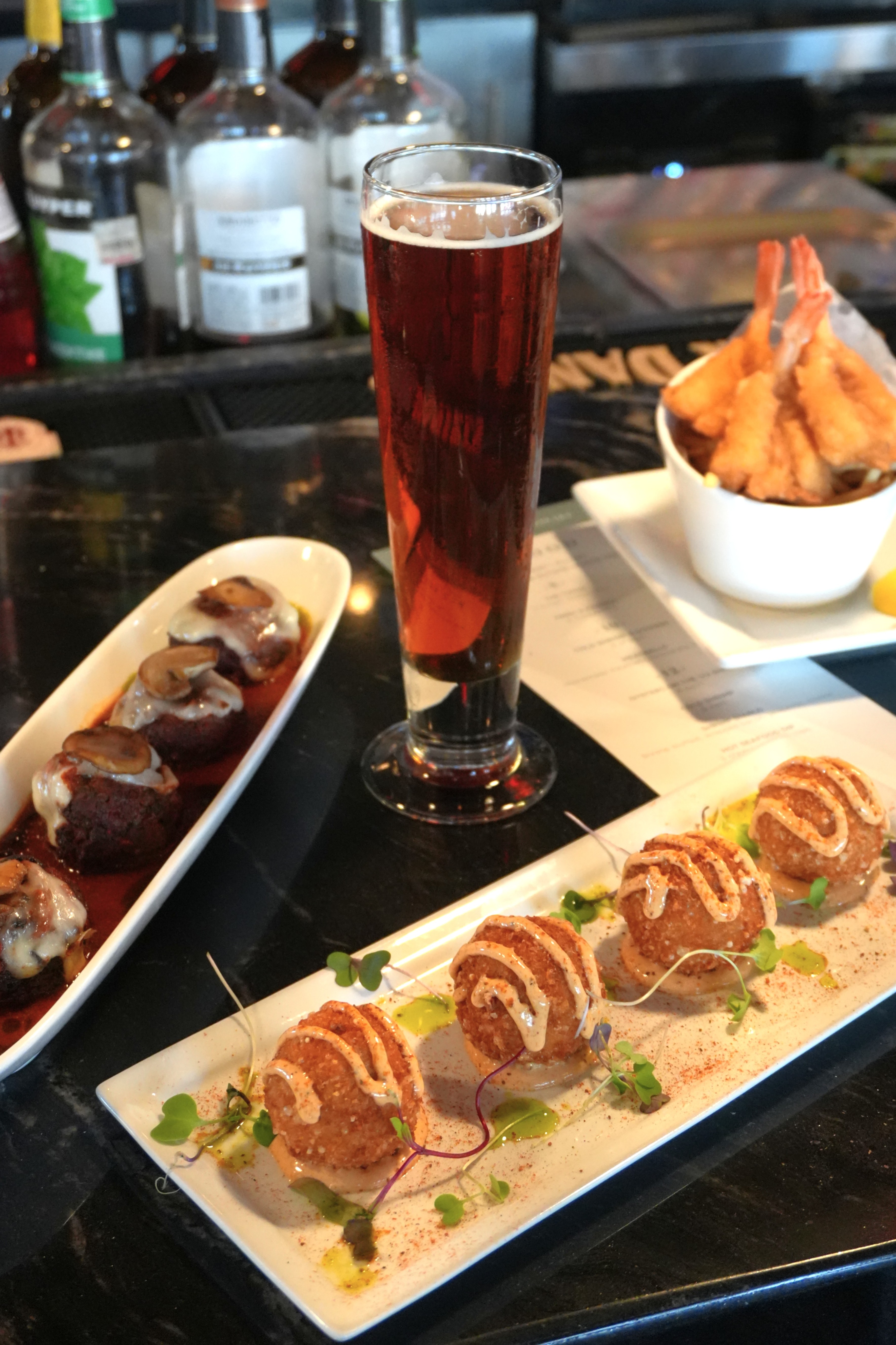 Willie G's Galveston Happy Hour