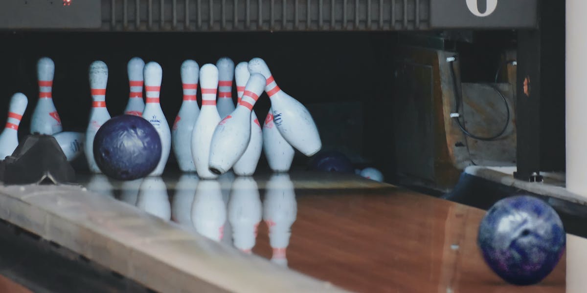 Extreme Bowling Davis Lanes In Layton UT Extreme bowling davis lanes in layton ut