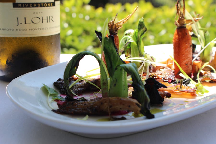 Reservations Fish Market Bar & Grill