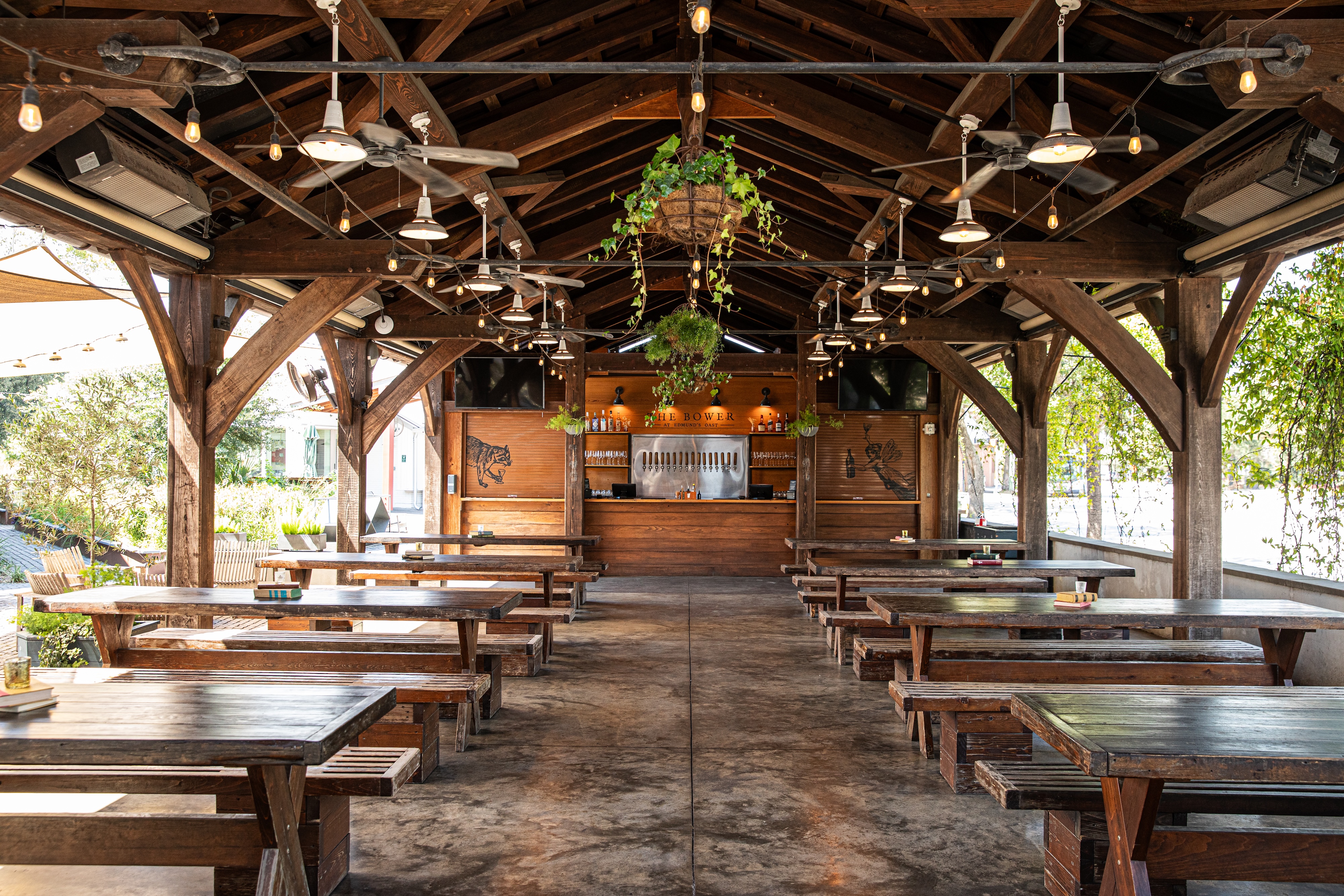 a wooden bench in front of a building
