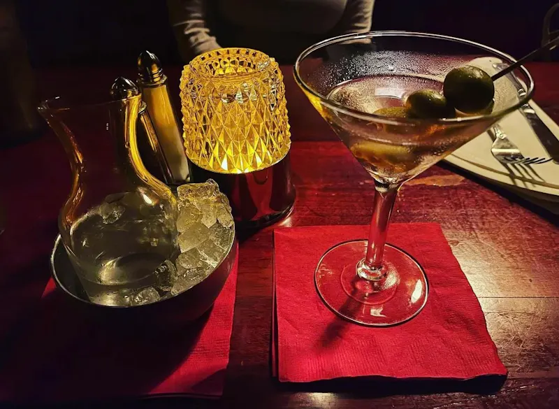 Bar photo 3