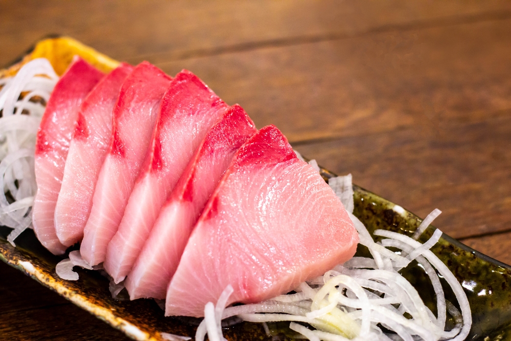 Everything You Need to Know About Hamachi | XOXO Sushi Bar, image size:1200x800