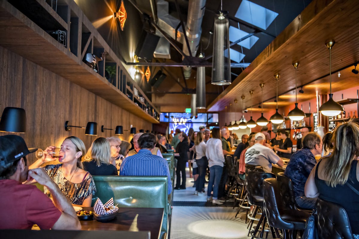 Timeless, busy bar