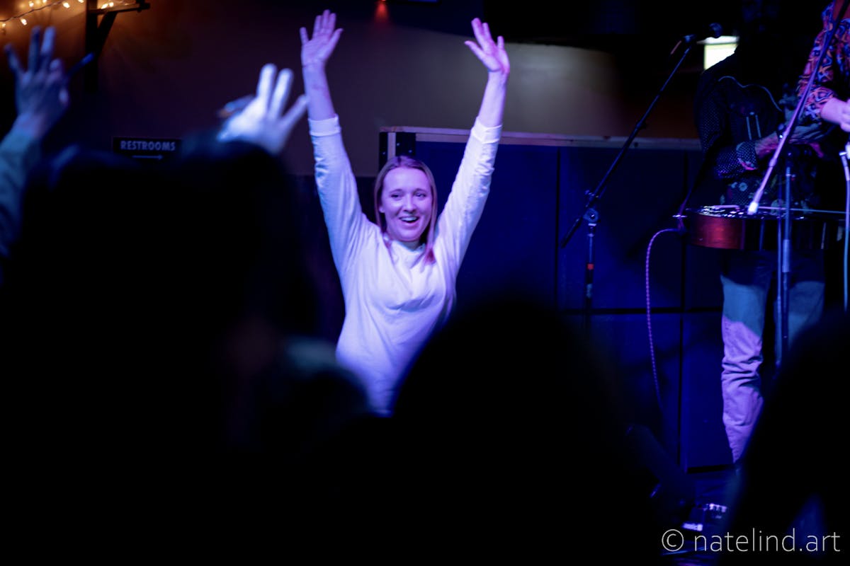 girl dancing
