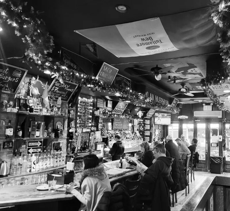 Bar photo 2