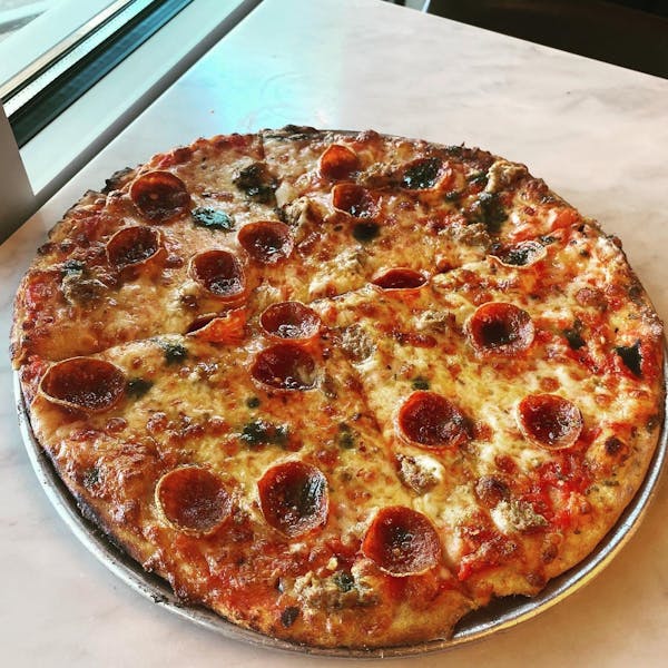 Squirrel's Bull St. Hours + Location Squirrel's Pizza Pizza