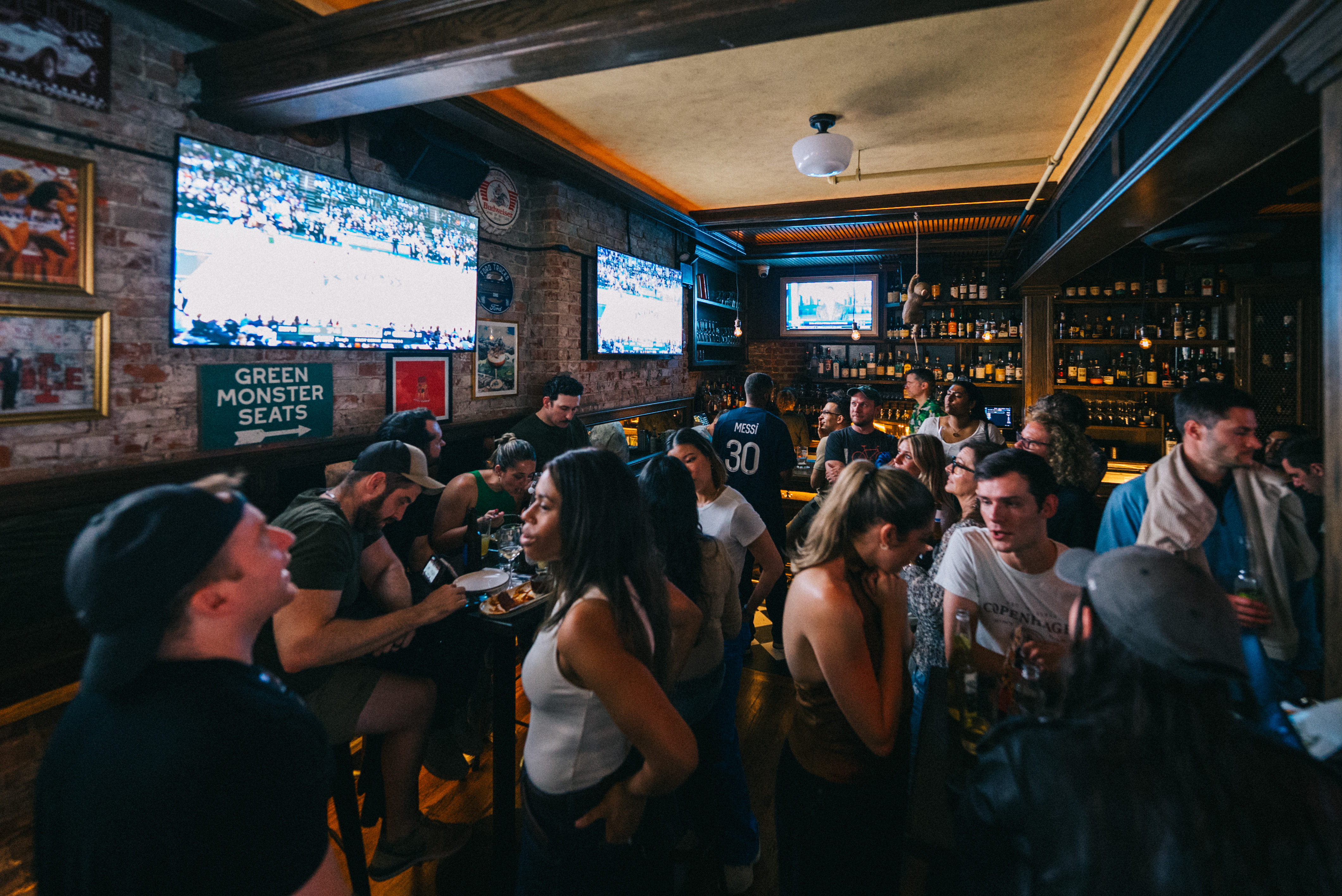 Bar photo 1