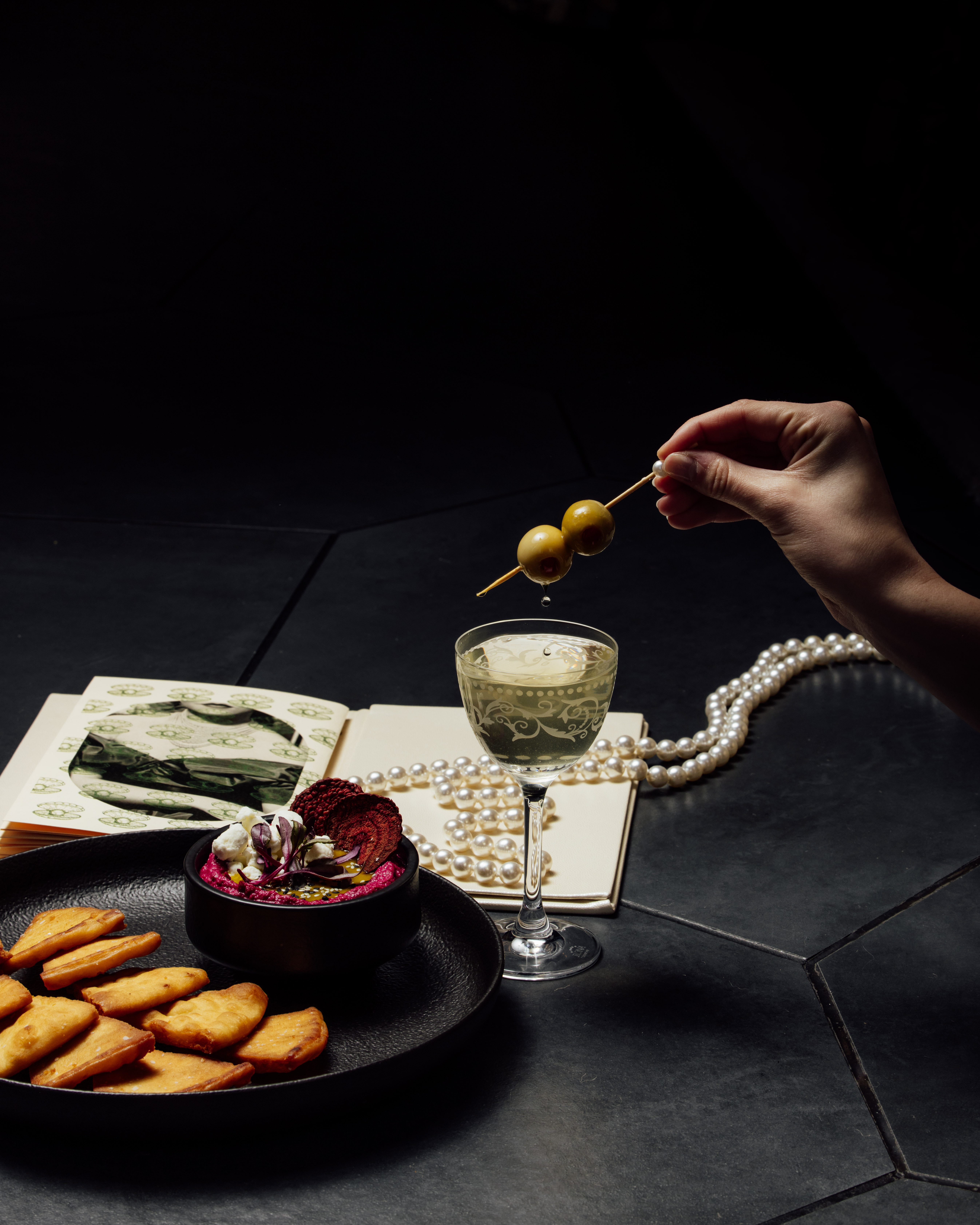 martini and food