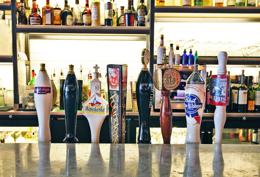 Happy Hour The Sardine Room Seafood Restaurant in Plymouth, MI