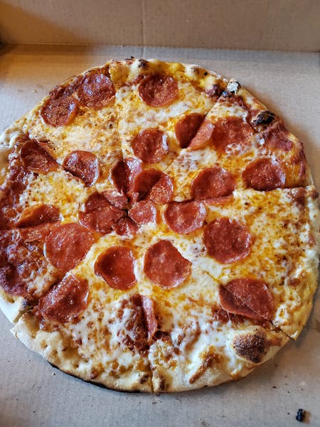 12 Inch Pepperoni Pizza | Harold's Heights - Restaurant, Bar & Store