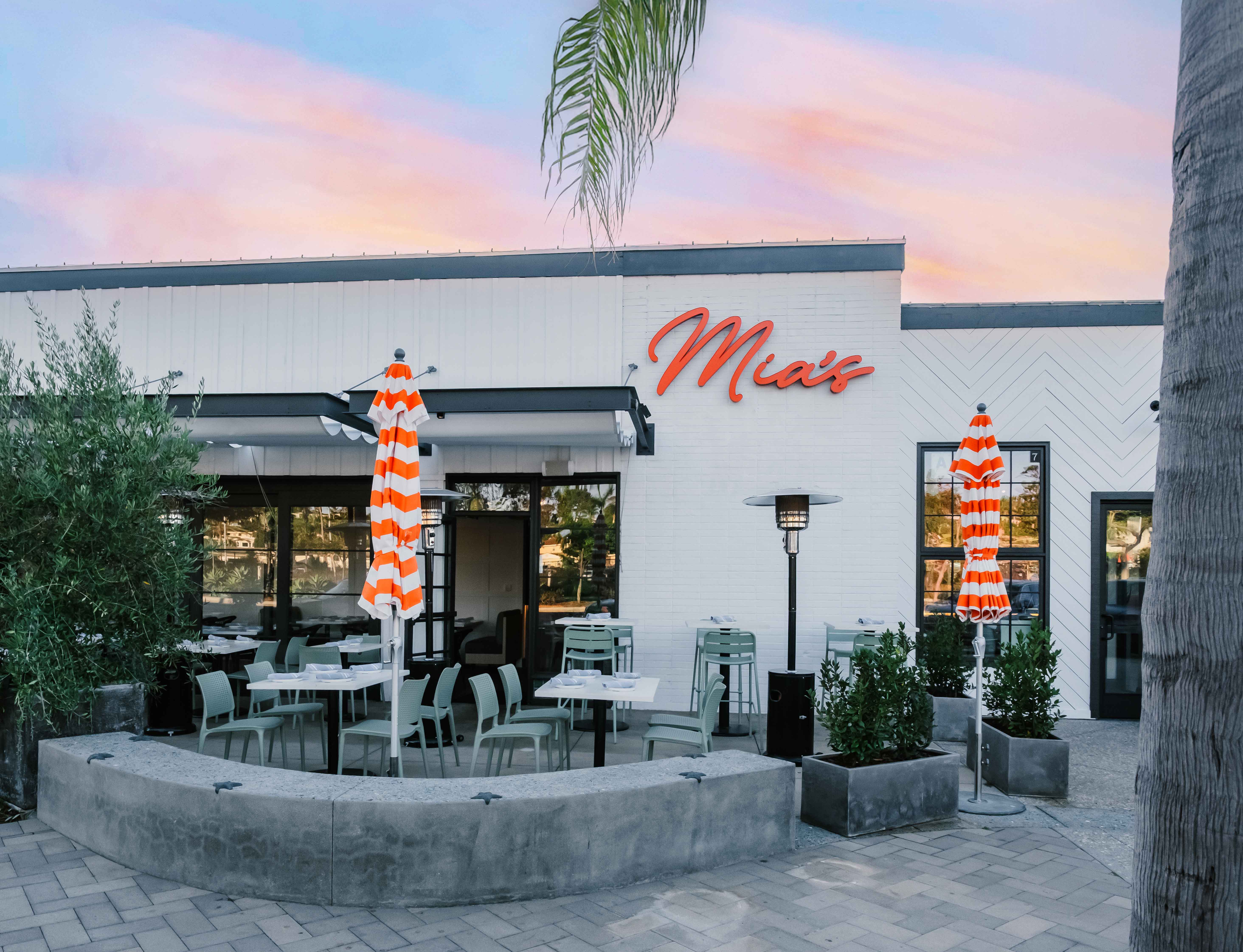 Mia's — Solana Beach