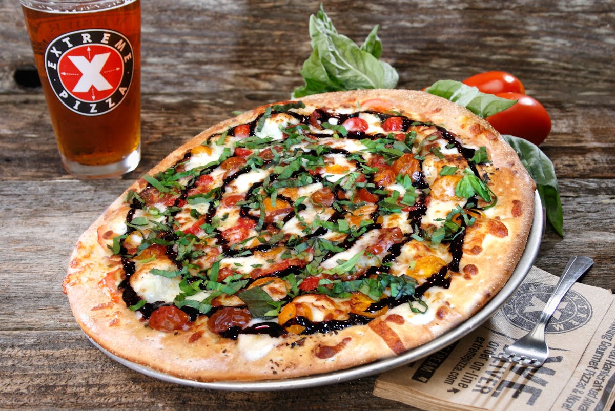 Screamin' Tomato Signature Pizza
