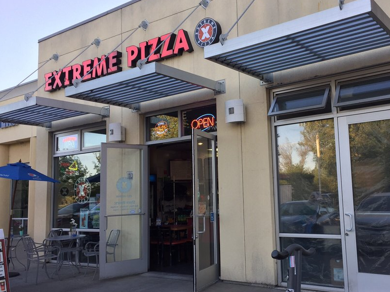 Extreme Pizza