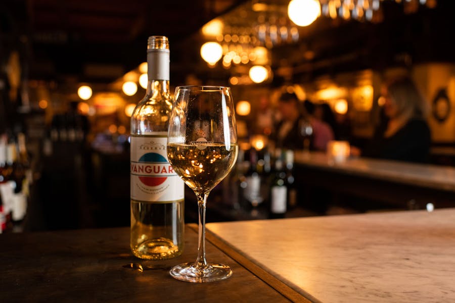 Upper West Side Hours + Location Vanguard Wine Bar French