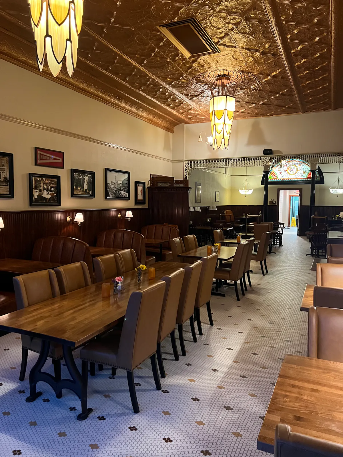 a room filled with furniture and a table
