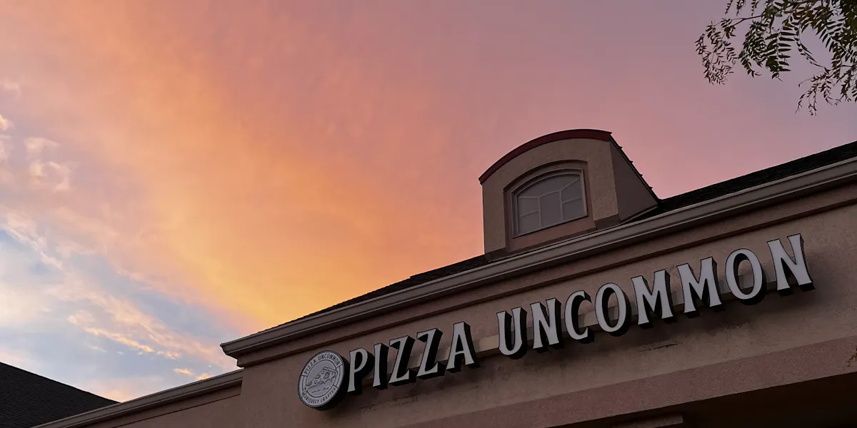 Pizza Uncommon