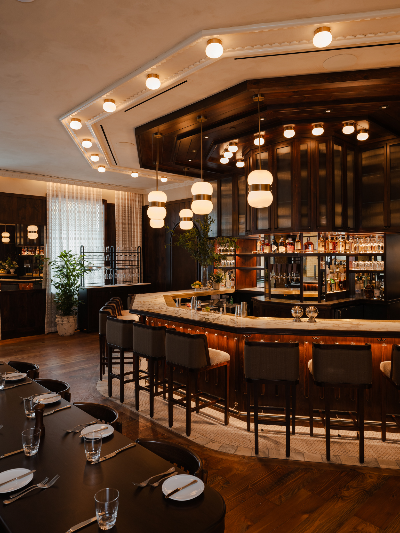 Photo gallery for hank s seafood restaurant in columbus