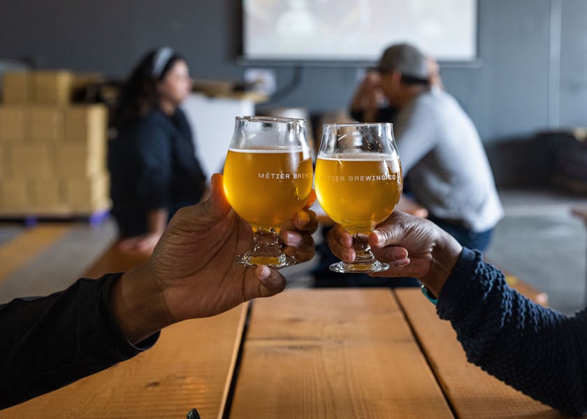 Steelheads Alley  Brewery at Hatback Sports Bar & Grille