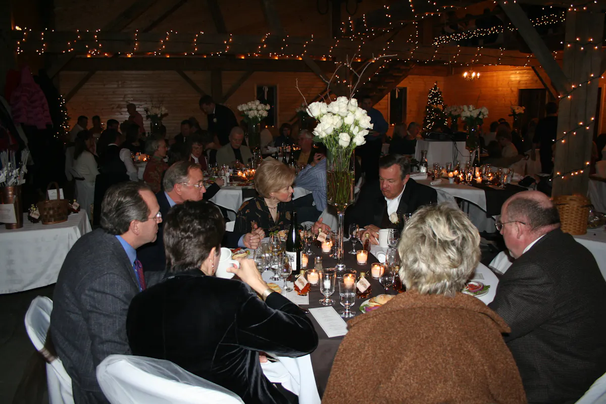 people dining