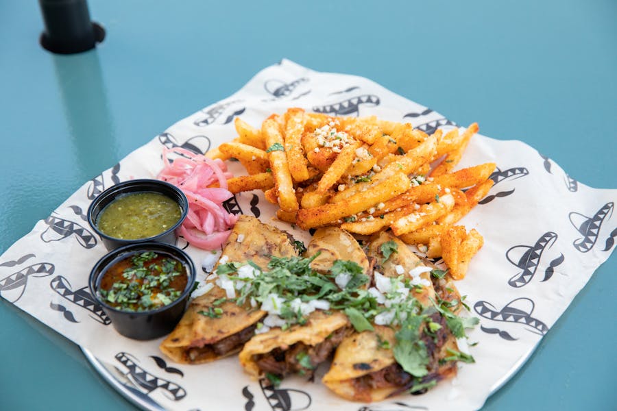 social-taco-hours-location-soho-homewood