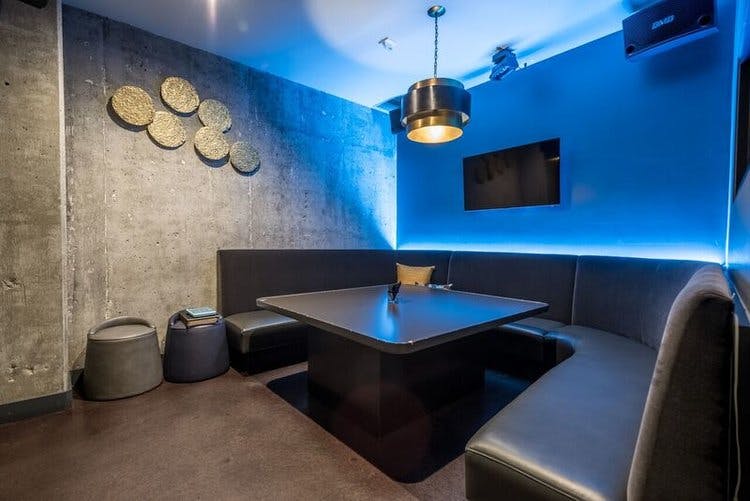 Karaoke rooms near me deals