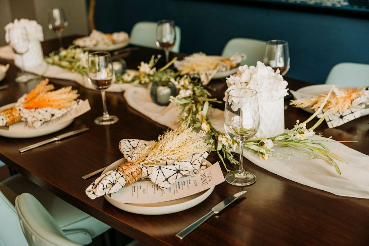 Dinning table with plates