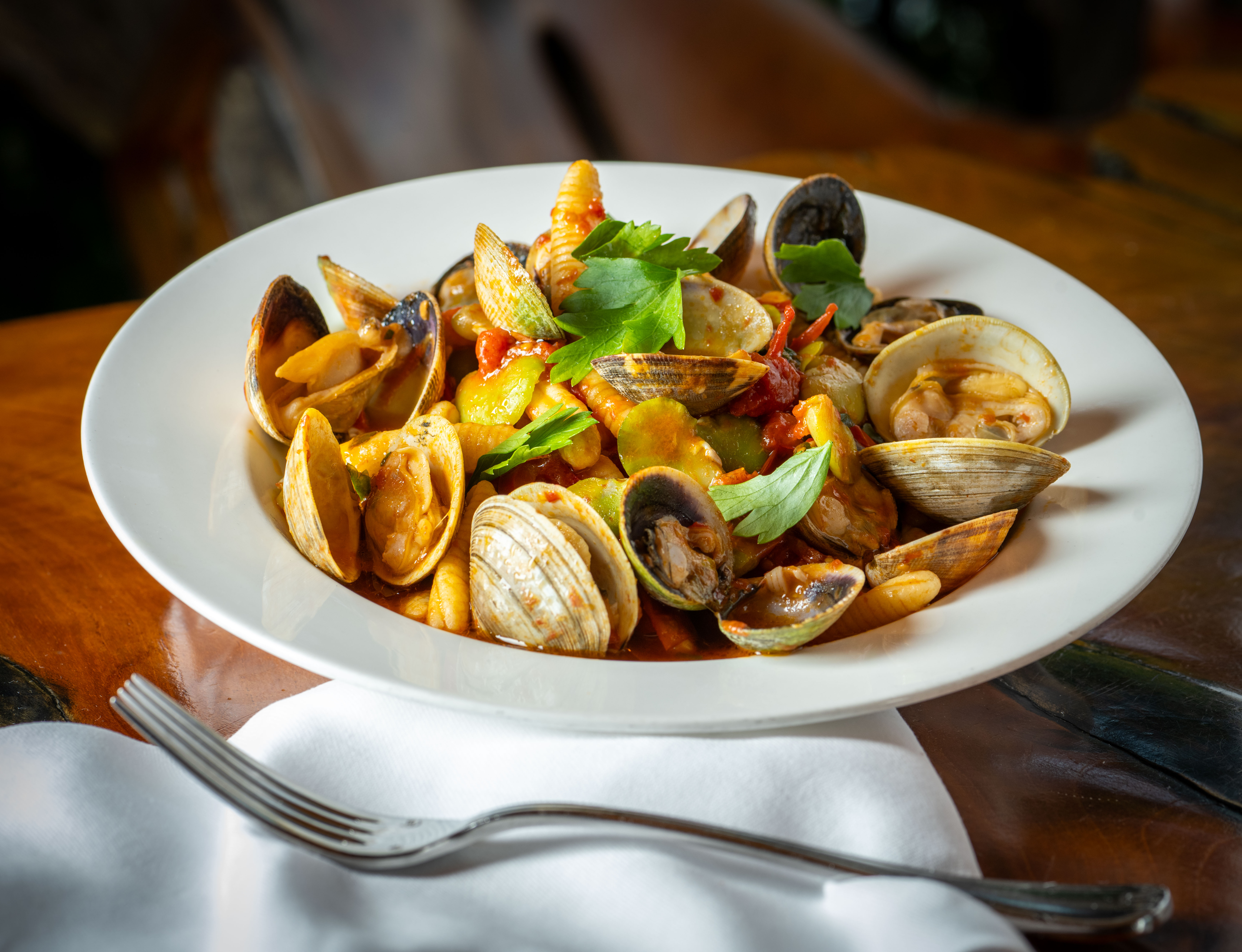 a clam salad with pasta