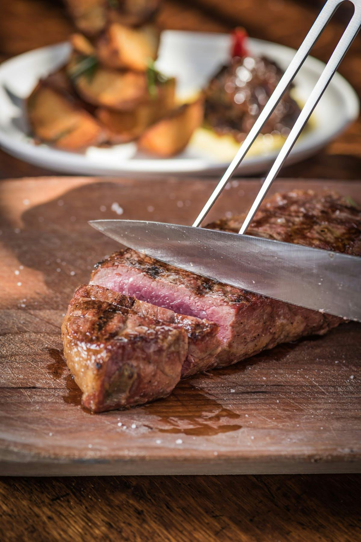 slicing a steak