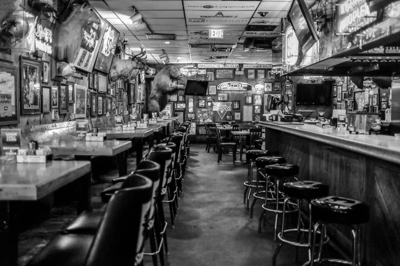 Bar photo 1