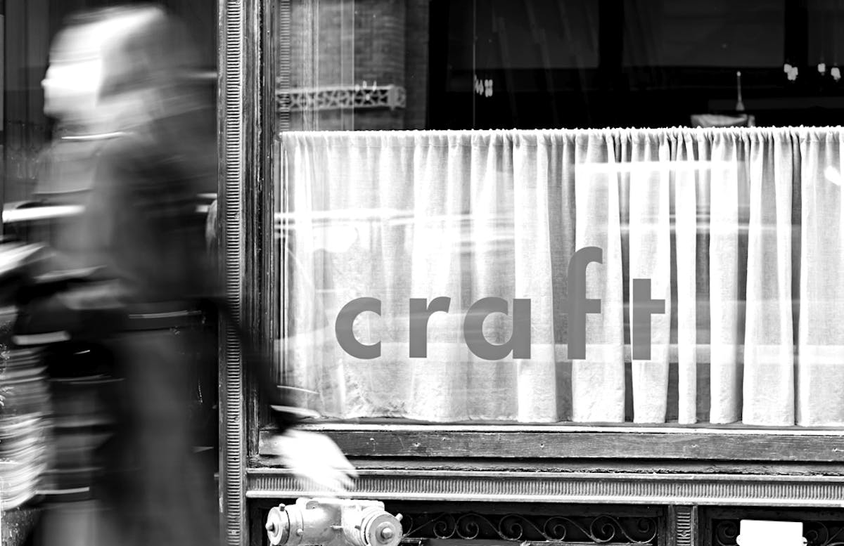 Craft is located on 19th Street & Park Avenue in the Flatiron neighborhood of NYC, near Union Square.