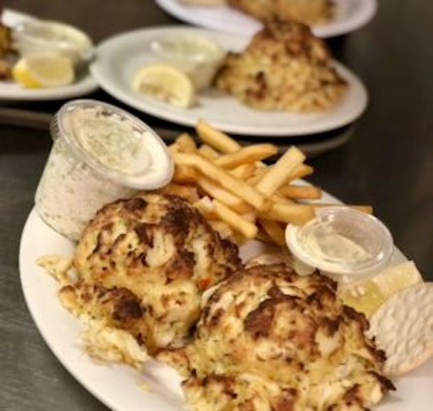 Find the Best Crab Cakes in Maryland at Box Hill Box Hill Pizzeria