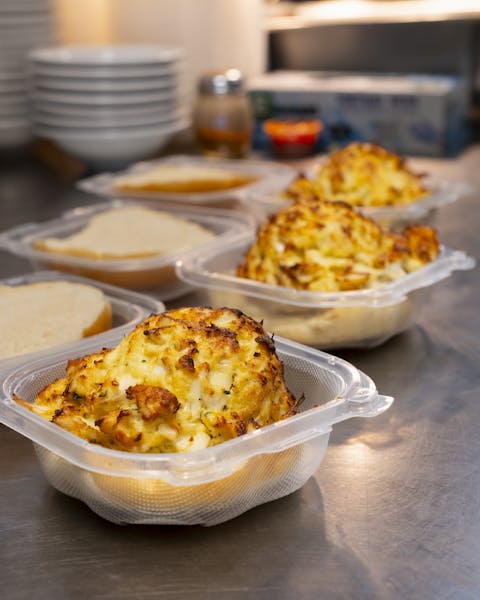 Jobs Box Hill Pizzeria & Crab Cakes in Abingdon, MD